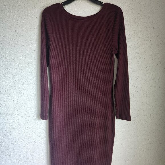 a new day Burgundy Long Sleeve Sweater Dress M Below Knee 41" Shoulder to Bottom - Picture 1 of 4